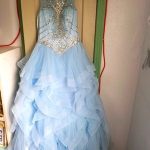 Quince Dress(Used once for pictures)